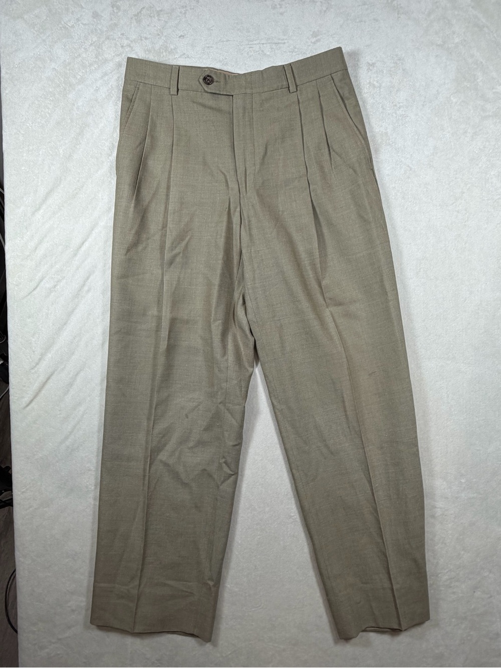 Burberry London 30W 29L 100% Wool Men's Pleated Dress Pants in Olive